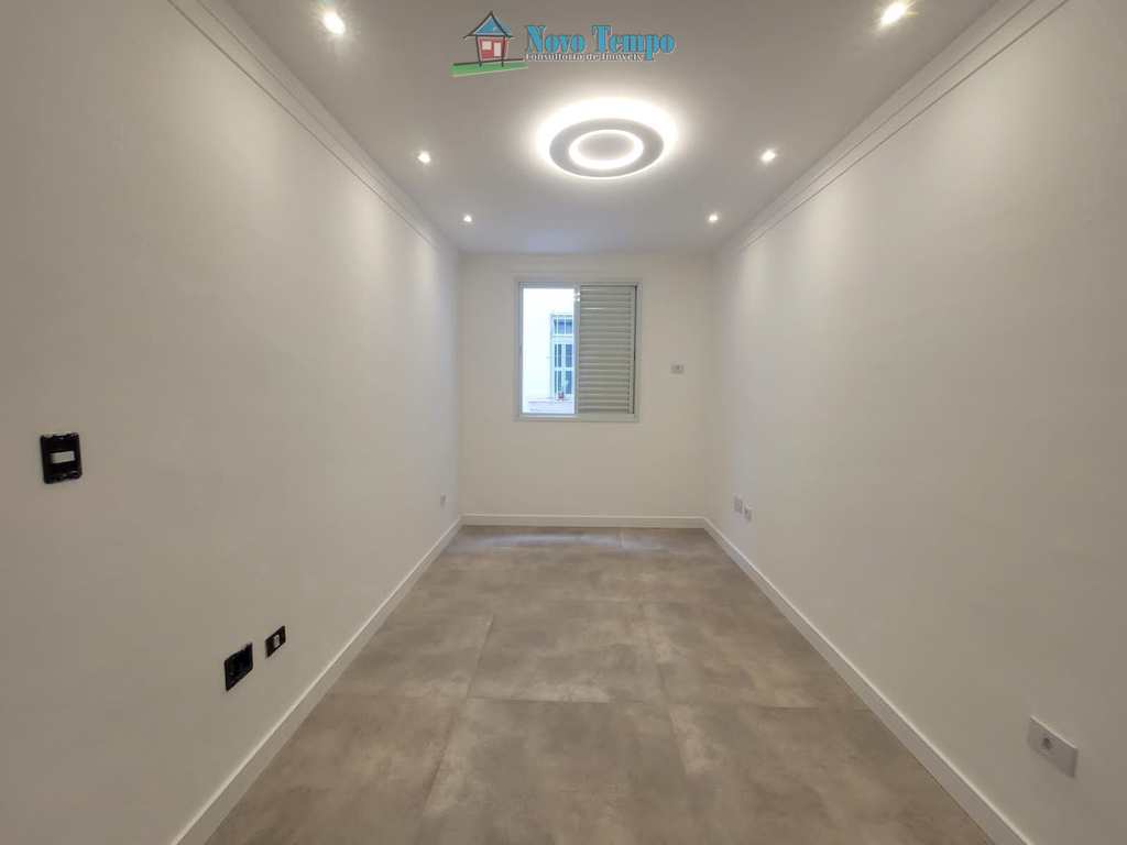Casa em Santos, no bairro Gonzaga