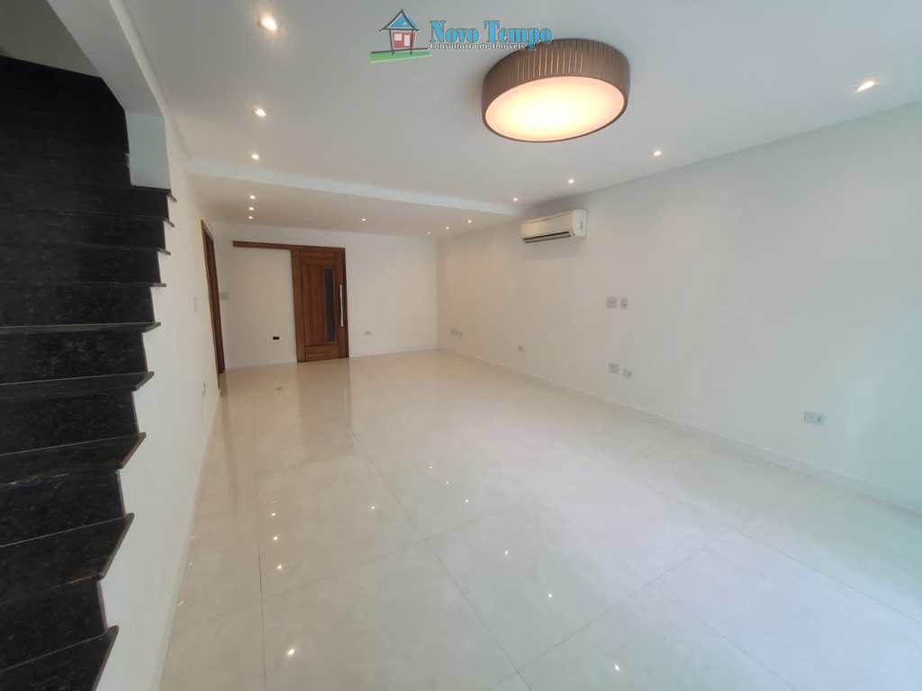 Casa em Santos, no bairro Gonzaga
