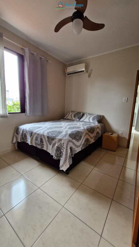 Apartamento em Santos, no bairro Estuário