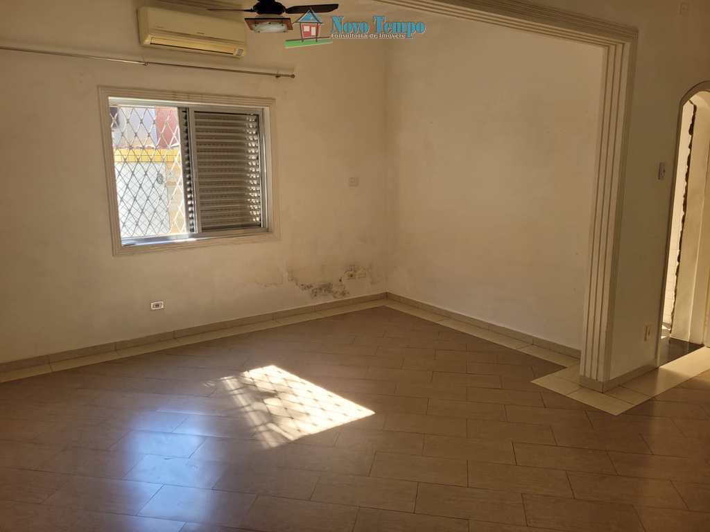 Casa em Santos, no bairro Aparecida