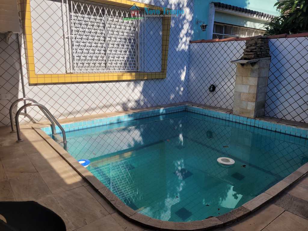 Casa em Santos, no bairro Aparecida