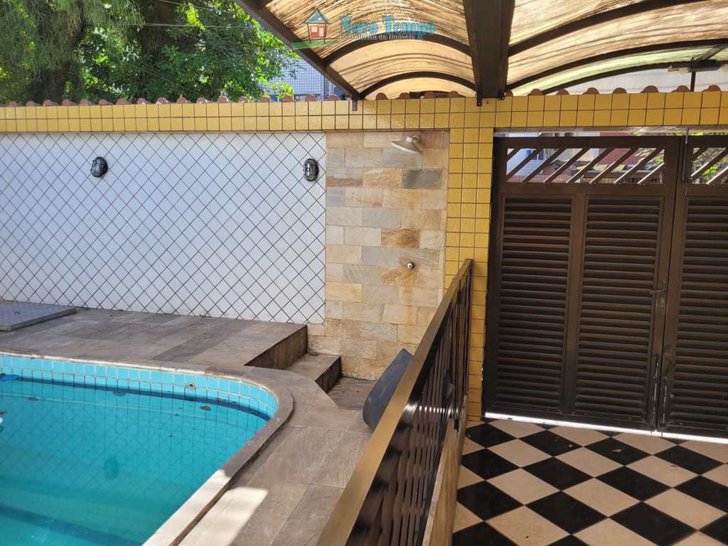 Casa em Santos, no bairro Aparecida