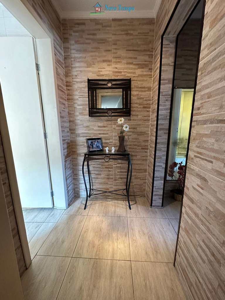 Casa em São Vicente, no bairro Parque Bitaru