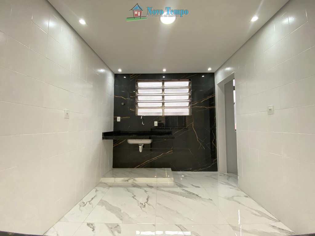 Apartamento em Santos, no bairro Estuário