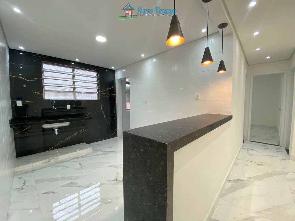 Apartamento em Santos, no bairro Estuário