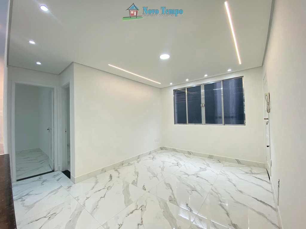 Apartamento em Santos, no bairro Estuário
