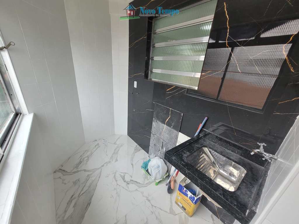 Apartamento em Santos, no bairro Estuário