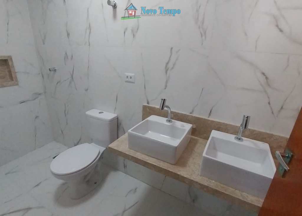 Casa em Santos, no bairro Aparecida