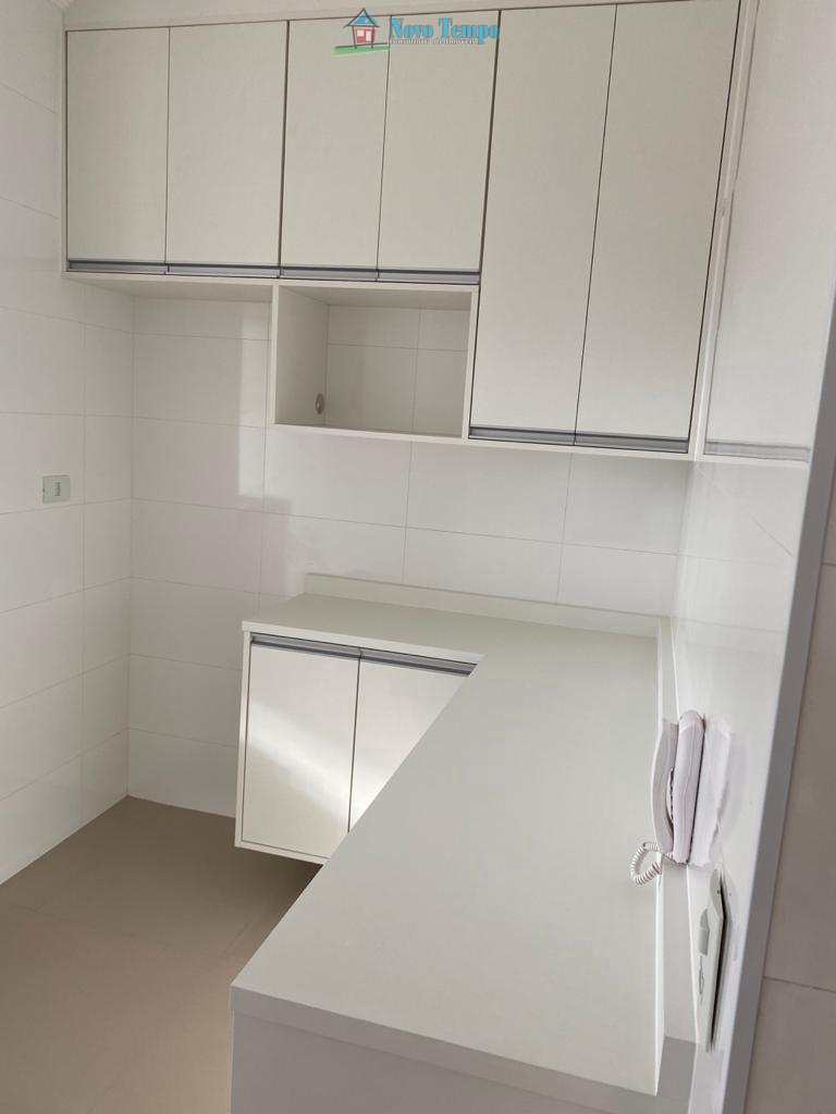 Apartamento em São Vicente, no bairro Parque Bitaru