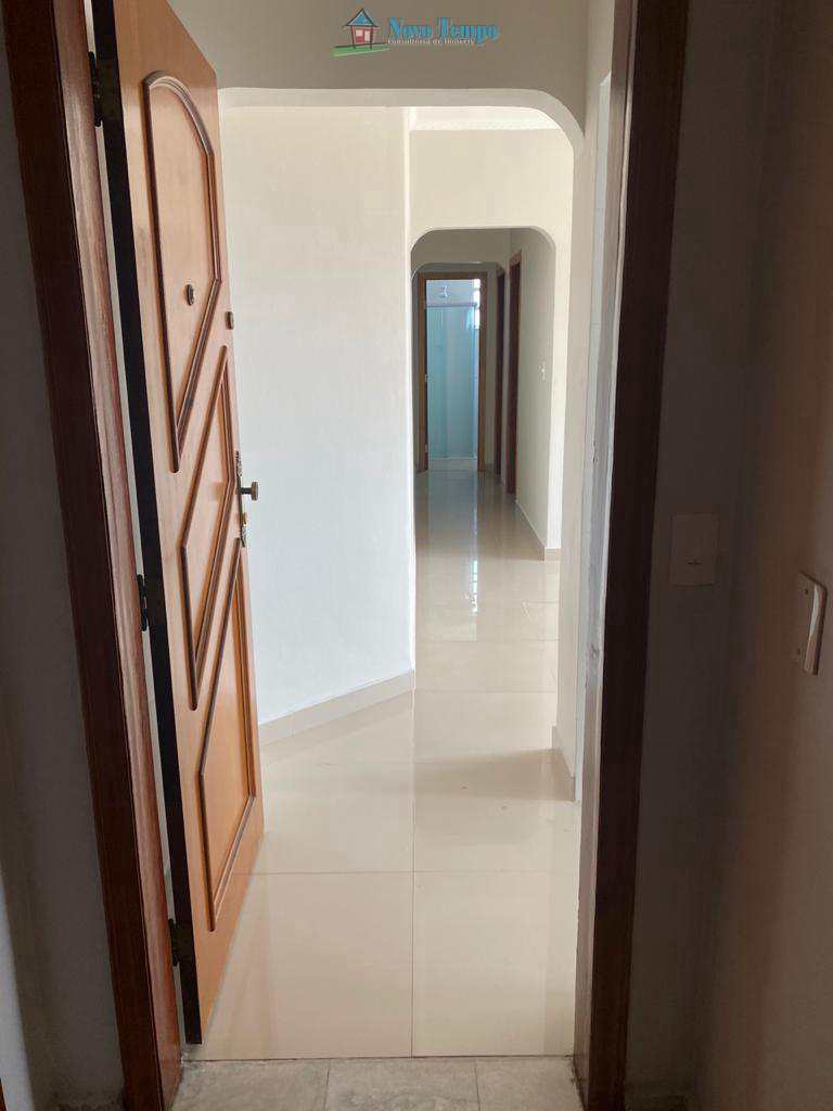 Apartamento em São Vicente, no bairro Parque Bitaru