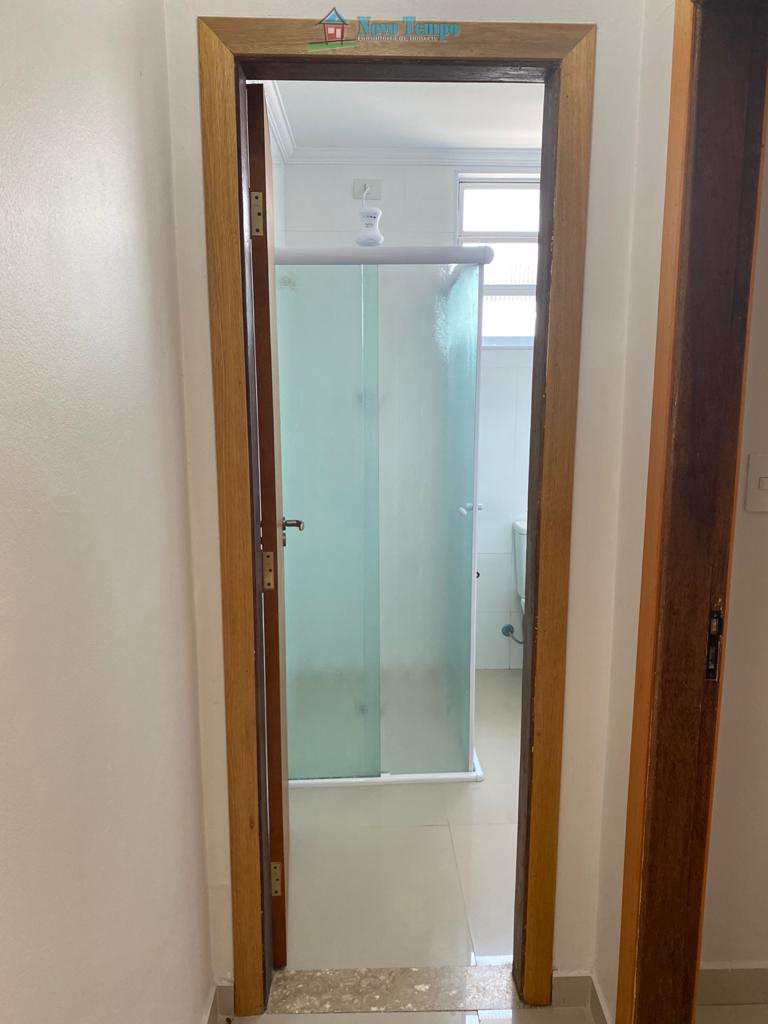 Apartamento em São Vicente, no bairro Parque Bitaru