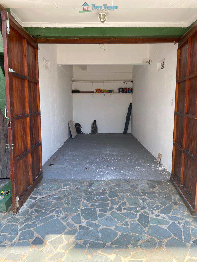 Apartamento em São Vicente, no bairro Parque Bitaru