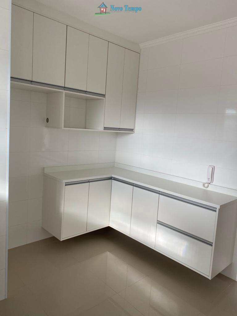 Apartamento em São Vicente, no bairro Parque Bitaru