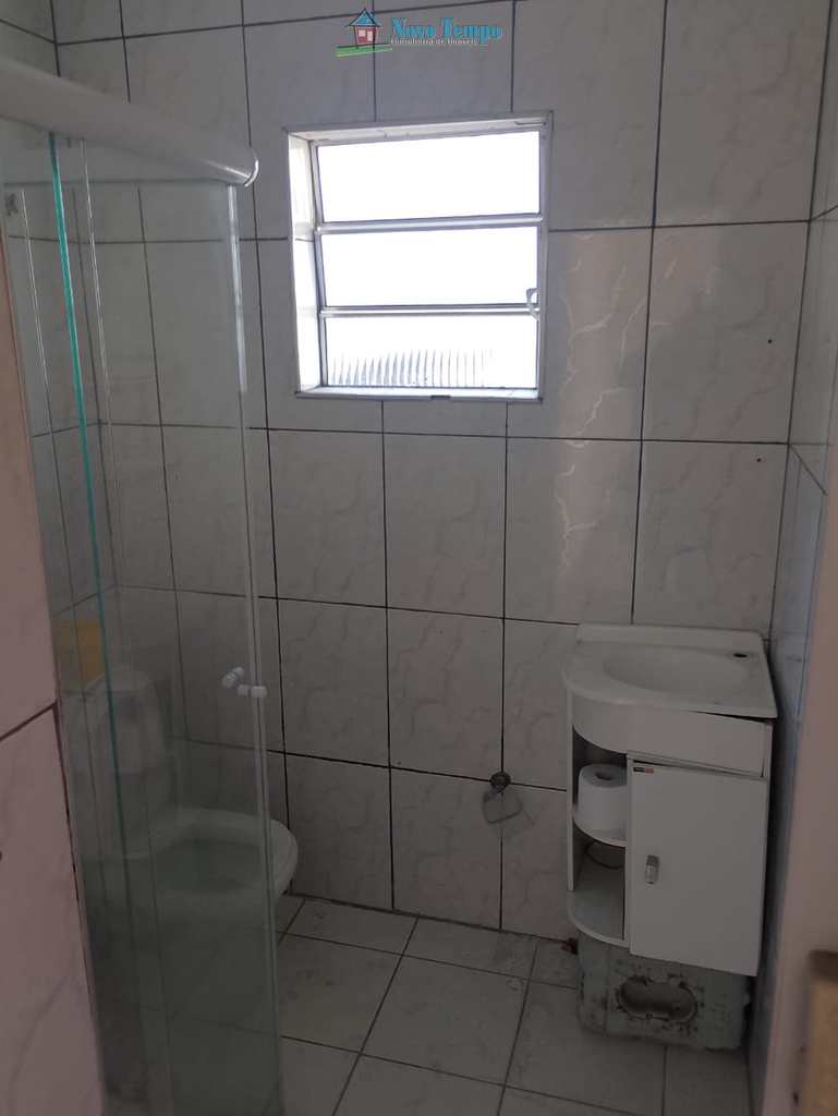 Casa em Santos, no bairro Piratininga
