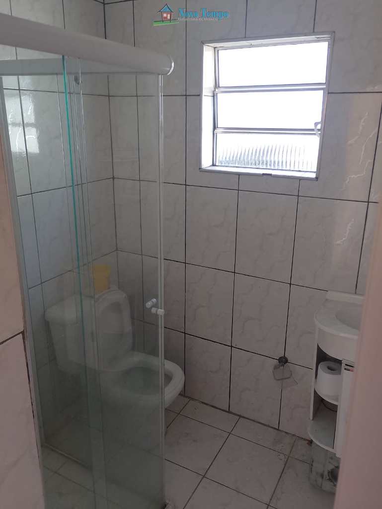 Casa em Santos, no bairro Piratininga