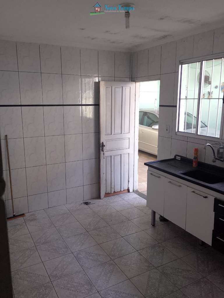 Casa em Santos, no bairro Piratininga