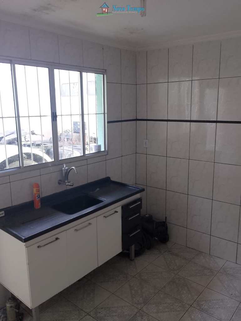 Casa em Santos, no bairro Piratininga