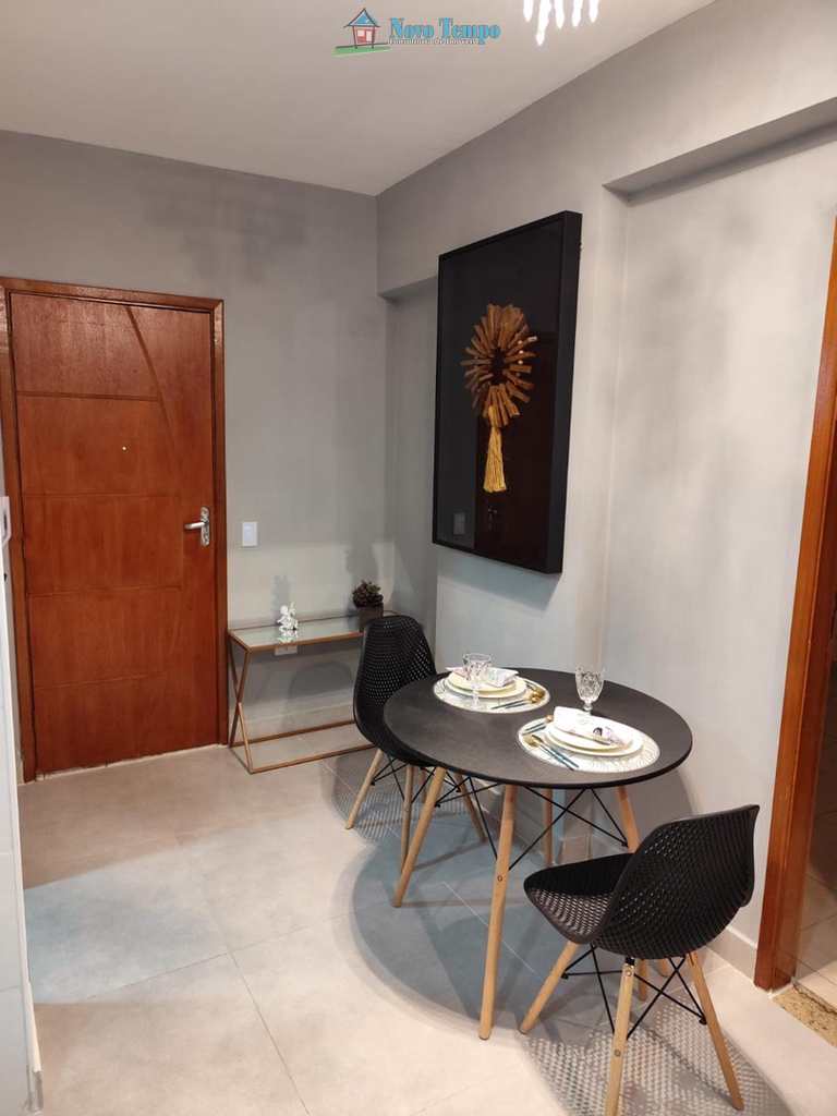 Apartamento em São Vicente, no bairro Parque São Vicente