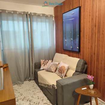 Apartamento em São Vicente, bairro Parque São Vicente