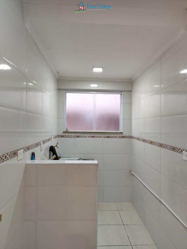 Apartamento em São Vicente, no bairro Parque São Vicente