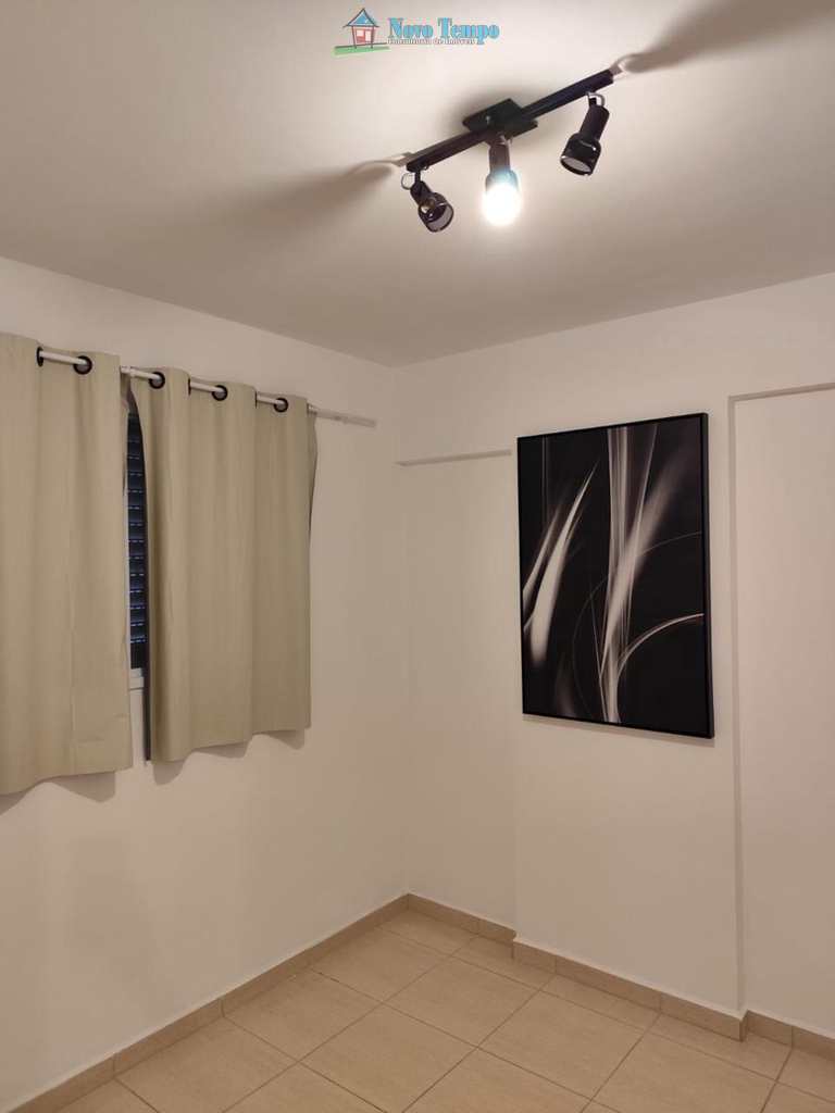 Apartamento em São Vicente, no bairro Parque São Vicente