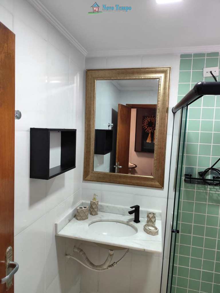 Apartamento em São Vicente, no bairro Parque São Vicente