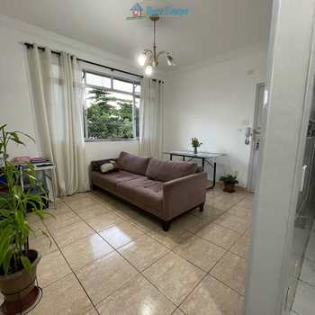 Apartamento em Santos, bairro Marapé