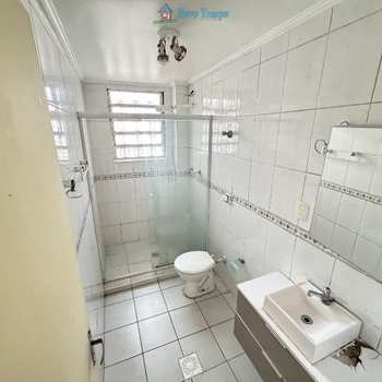 Apartamento em Santos, bairro Campo Grande