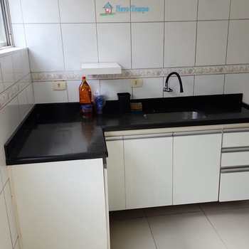 Apartamento em Santos, bairro Aparecida