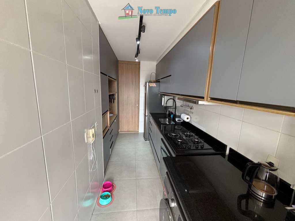 Apartamento em Santos, no bairro Estuário