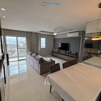 Apartamento em Santos, bairro Estuário
