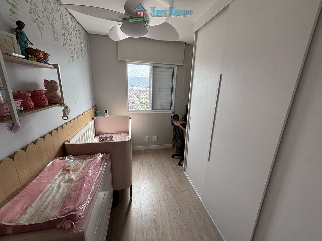 Apartamento em Santos, no bairro Estuário