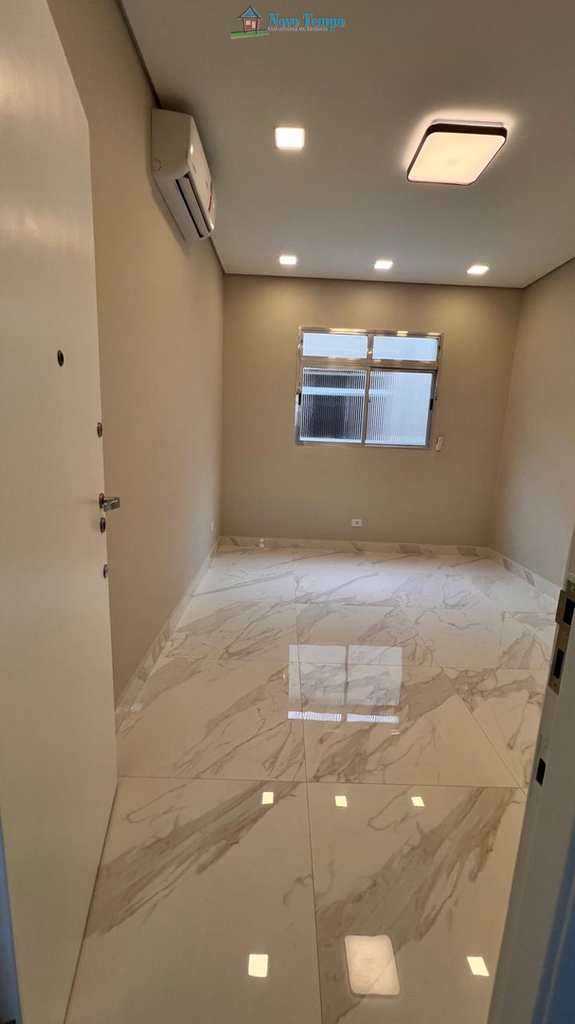 Apartamento em Santos, no bairro Embaré