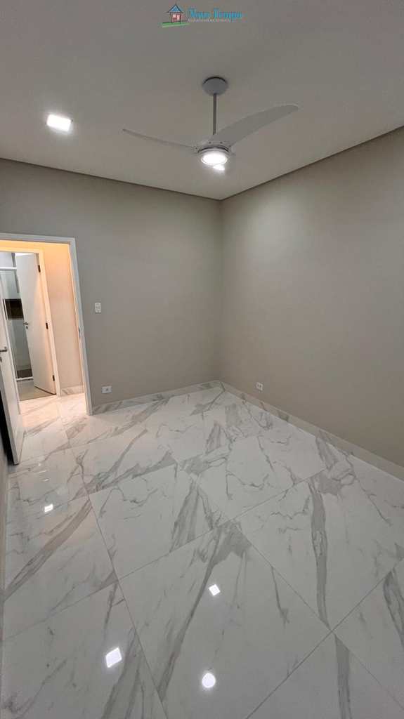 Apartamento em Santos, no bairro Embaré