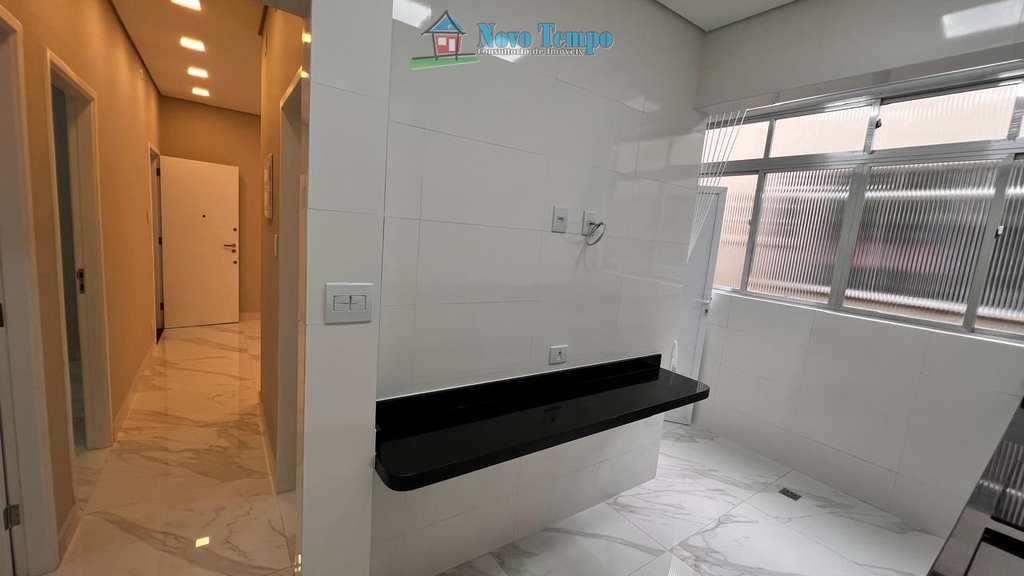 Apartamento em Santos, no bairro Embaré