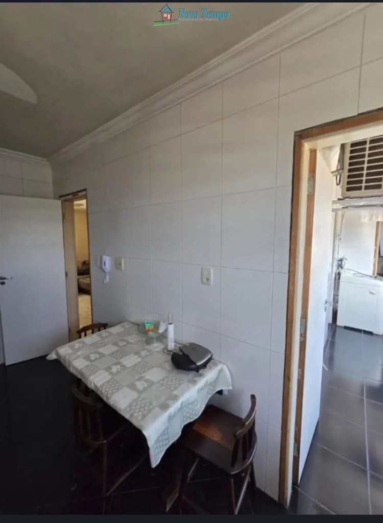 Apartamento em Santos, no bairro Estuário