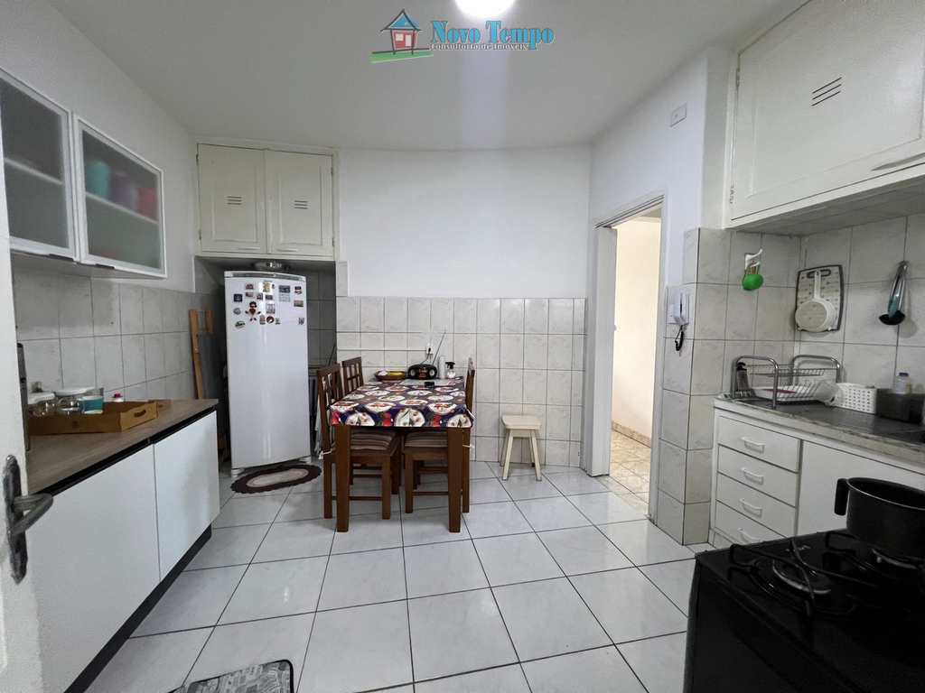 Apartamento em Santos, no bairro Aparecida