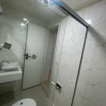 Apartamento em Santos, bairro Saboó