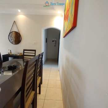 Apartamento em Santos, bairro Macuco
