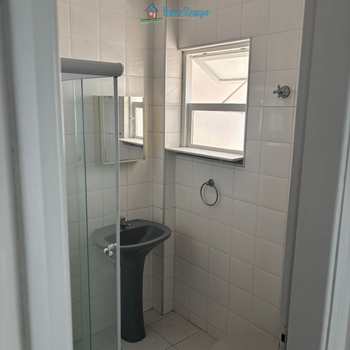 Apartamento em Santos, bairro José Menino