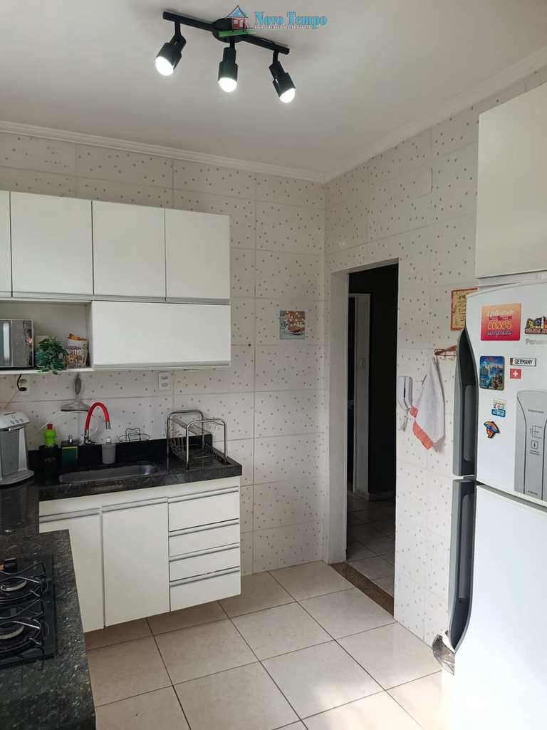 Apartamento em Santos, no bairro Macuco