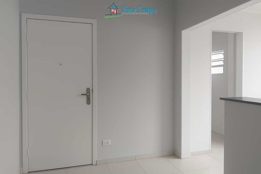 Apartamento em São Vicente, no bairro Itararé