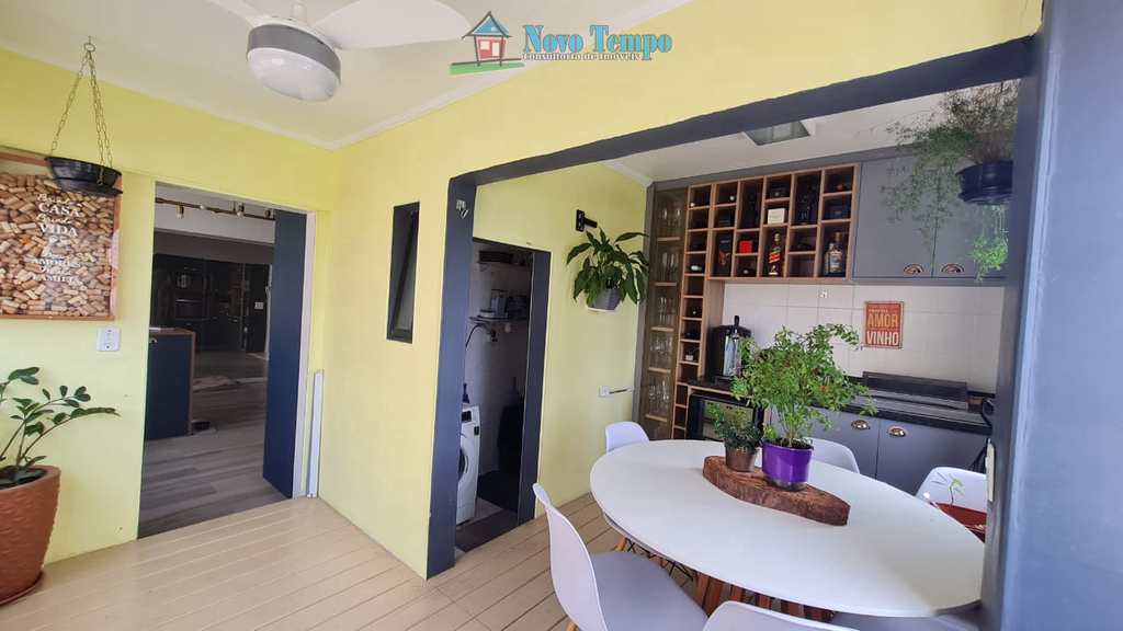 Apartamento em Santos, no bairro Ponta da Praia