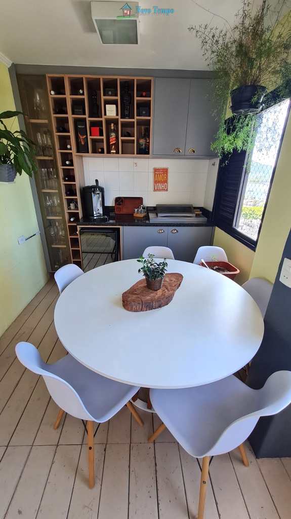 Apartamento em Santos, no bairro Ponta da Praia