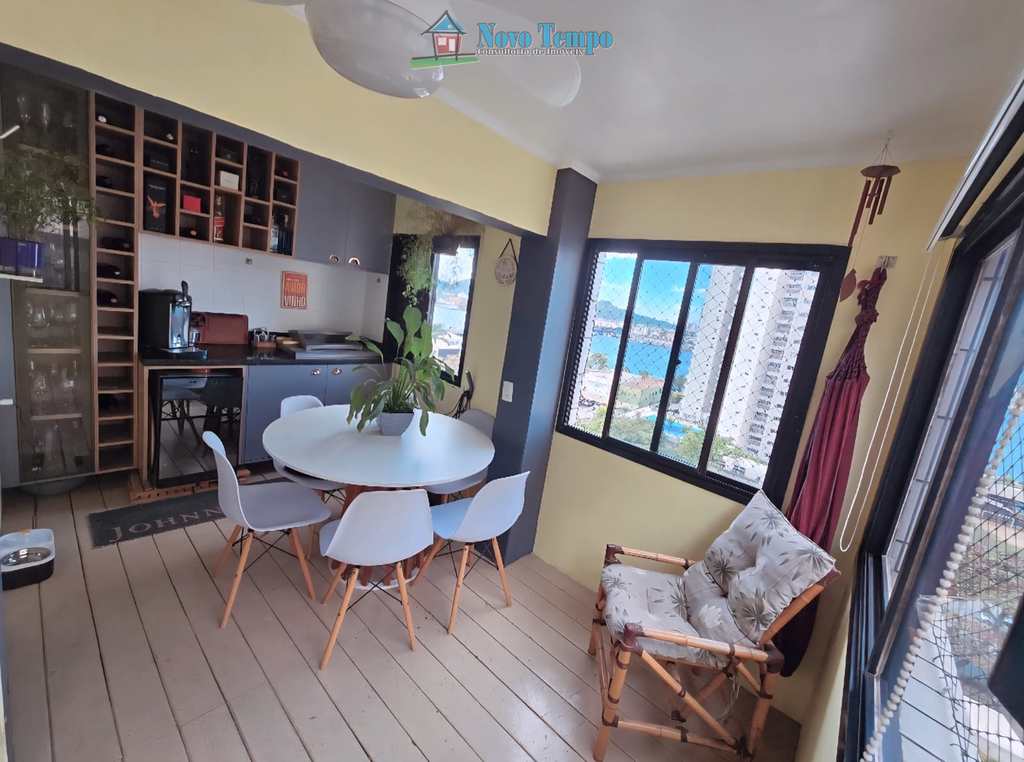 Apartamento em Santos, no bairro Ponta da Praia