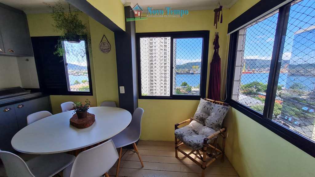Apartamento em Santos, no bairro Ponta da Praia