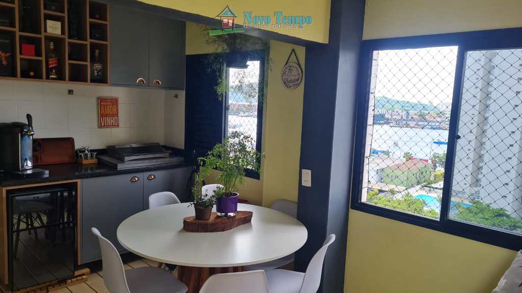 Apartamento em Santos, no bairro Ponta da Praia