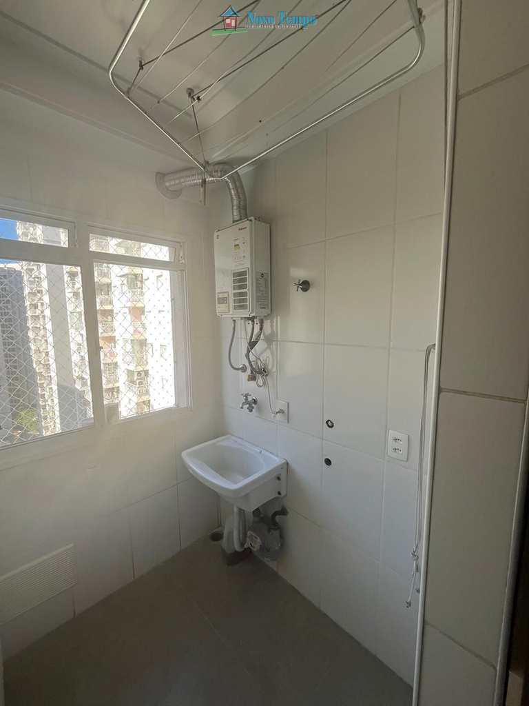 Apartamento em Santos, no bairro Marapé