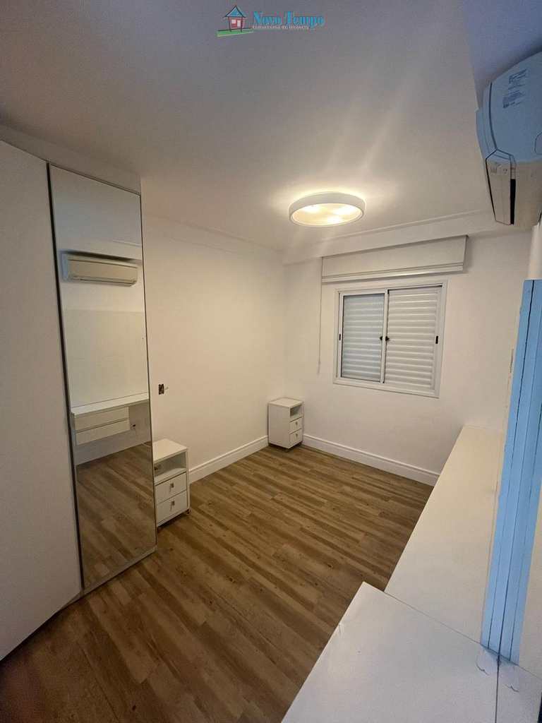 Apartamento em Santos, no bairro Marapé