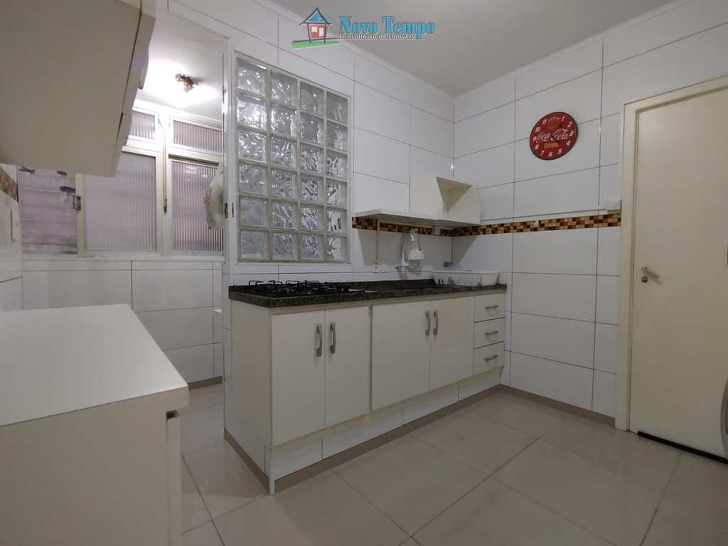 Apartamento em São Vicente, no bairro Itararé